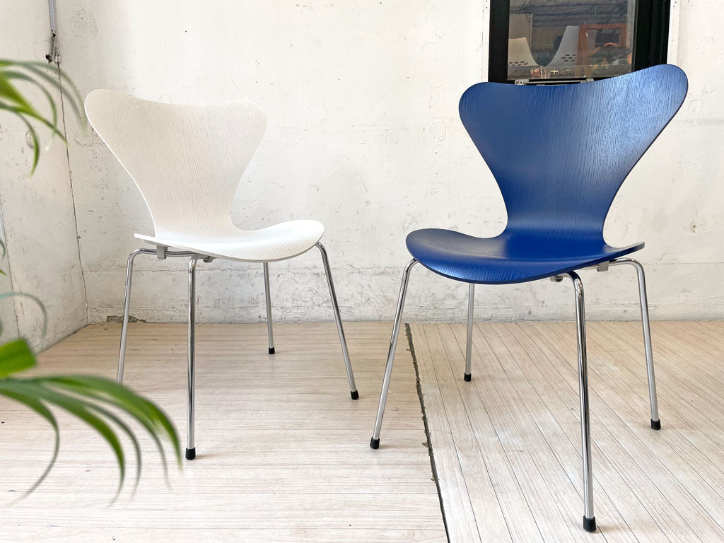 フリッツハンセン Fritz Hansen セブンチェア カラードアッシュ 廃番カラーアイブルー AI BLUE＆ホワイト アルネ・ヤコブセン 北欧 デンマーク 中古品 買い取りしました。