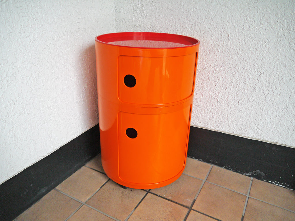 カルテル Kartell ビンテージ ラウンドエレメント 旧キャスター付き Anna Castelli Ferrieri プラスチック スペースエイジ ミッドセンチュリー MoMA 希少 新着商品 買い取りしました。