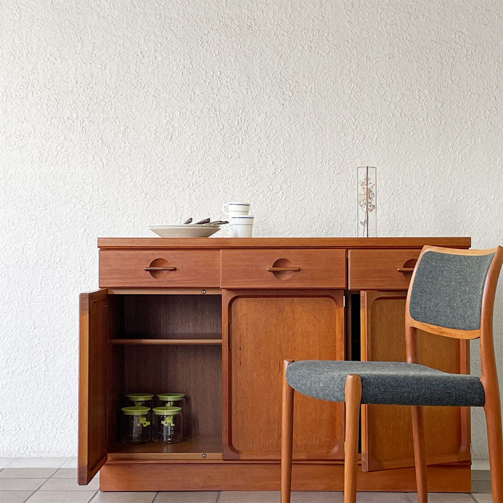 日田工芸 マキシム maxim ビンテージ チーク材 サイドボード キャビネット 抽斗3杯 キッチンボード キッチンカウンター 北欧スタイル～一生モノを、今のうちに～