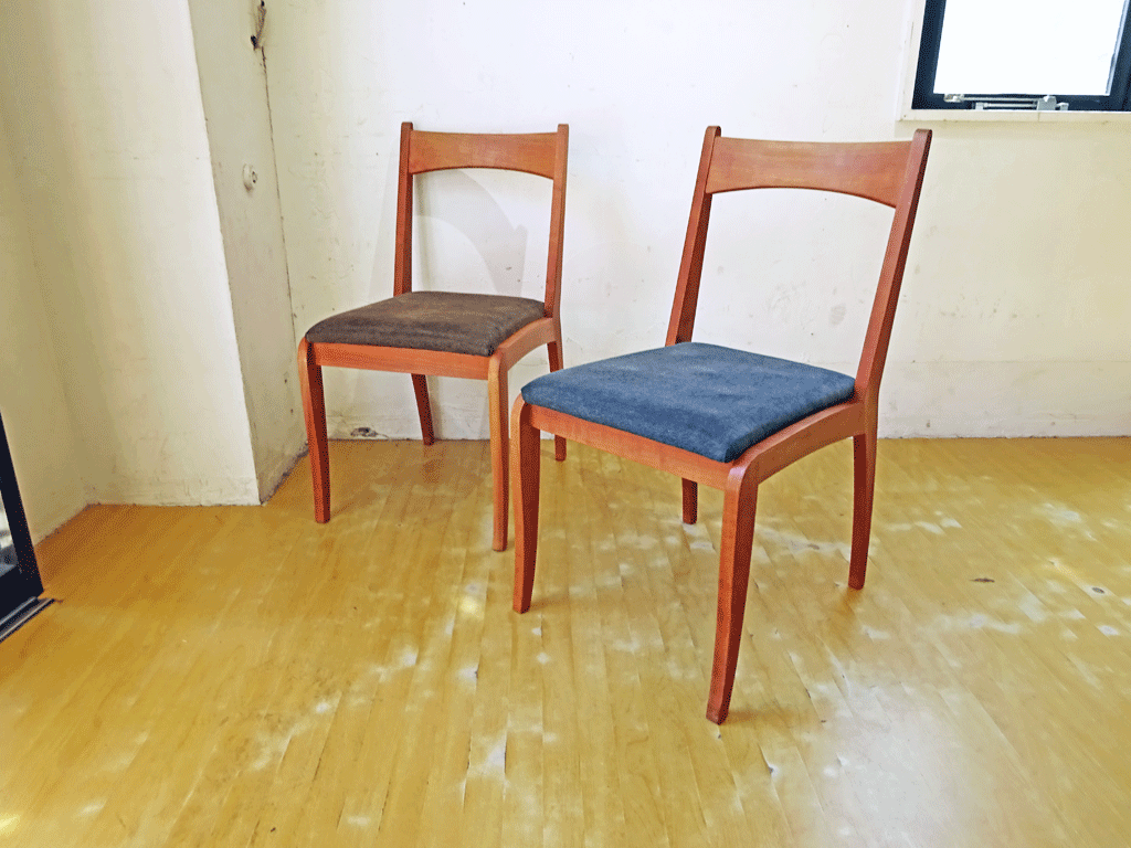 北欧デザイン Scandinavian design チェリー材 x ファブリック ダイニングチェア 2脚セット 中古品 買い取りしました。