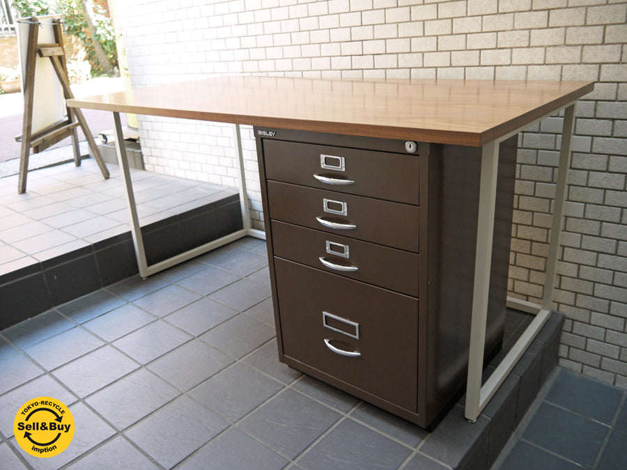 ビスレー BISLEY ウォールナット天板 Lフット デスクプラン Desk Plan ＆ ベーシック BASIC Fシリーズ 1F3 ファイリング デスクキャビネット ブラウン 英国 　中古品 買い取りしました！ 自由が丘店 出張買取もお任せください。