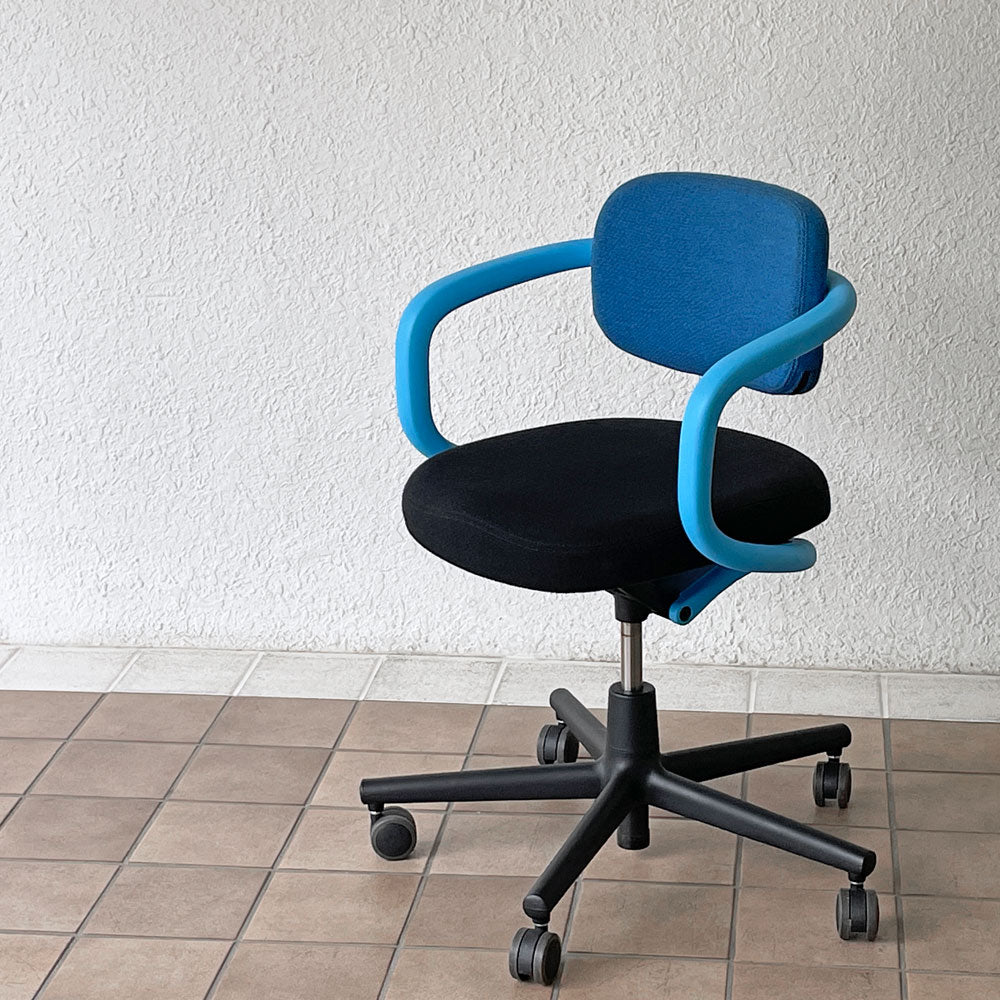  【用賀店】ヴィトラ Vitra オールスター Allstar オフィスチェア デスクチェア ブルー×ブラック コンスタンチン・グルチッチ 定価163,900円 買取させていただきました。