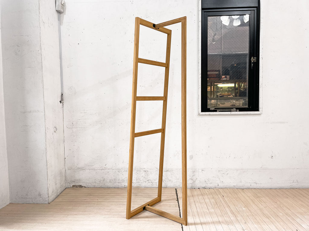 テオリ TEORI アンドラダー AND LADDER コートハンガー ラダーハンガー 竹集成材 バンブー 三原 鉄平 TEPPEI MIHARA 中古品 買い取りしました。