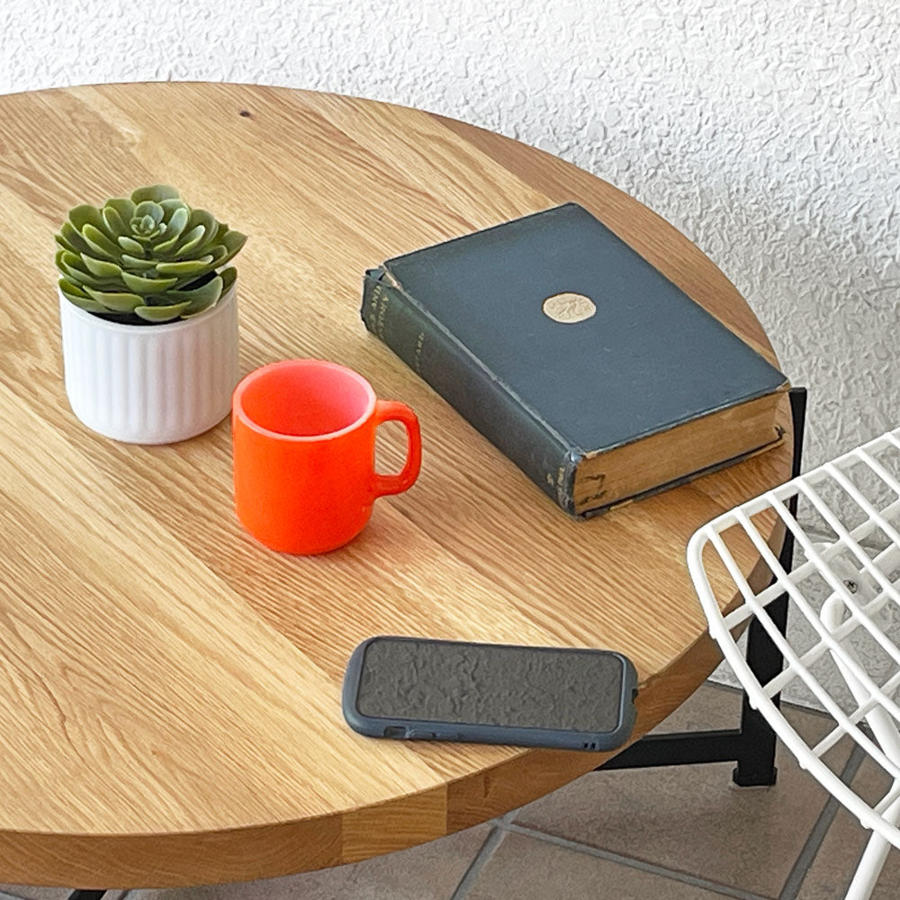 ディーケースリー dk3 プラトー PLATEAU リビングテーブル オーク無垢材 直径80cm デンマーク アクタス取り扱い～空間を整える、円の彫刻～