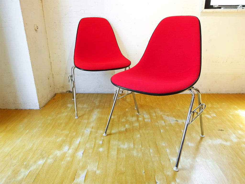 ハーマンミラー Herman Miller ビンテージ サイドシェルチェア スタッキングベース DSS ナローマウント ジラルド生地 Hopsak レッド M.F.S製 2脚セット B 中古品 買い取りしました。