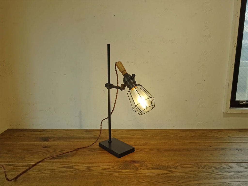 アートワークスタジオ ART WORK STUDIO ヤードデスクライト Yard-desk light ブラック オーク材 スチール E26 40W 中古品 買い取りしました。