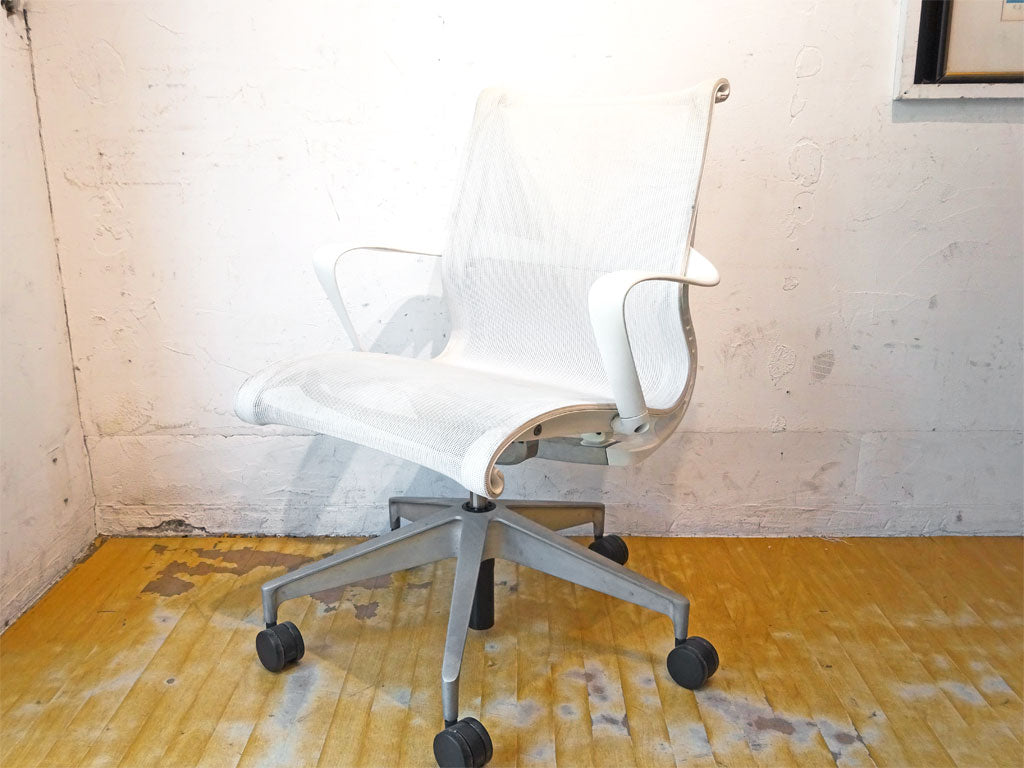 ハーマンミラー Herman Miller セトゥー Setu デスクチェア マルチパーパスチェア ホワイト メッシュシート 5本脚タイプ 昇降機能 定価￥99,000- 現状品 下北沢店 中古品 買い取りしました。