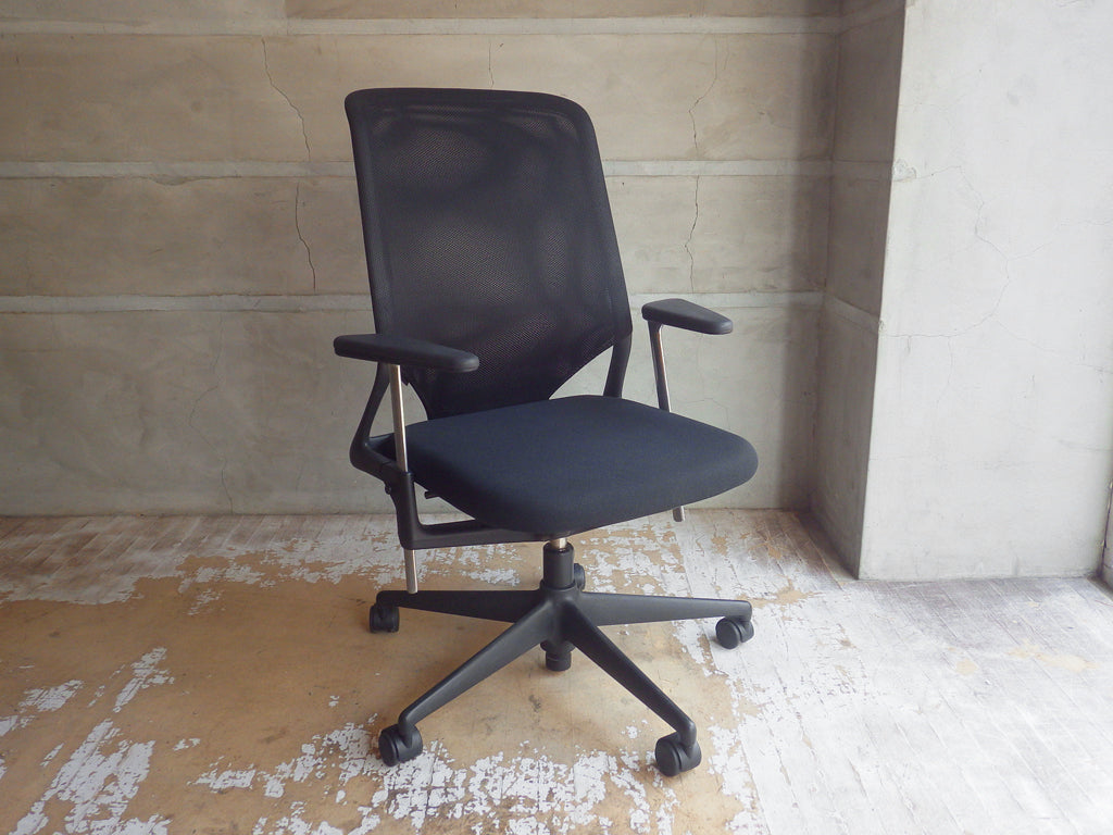 ヴィトラ Vitra メダ2 MedaⅡアームチェア アルベルト・メダ デザイン オフィスチェア デスクチェア ワークチェア 定価84,700円 中古品 買い取りしました。
