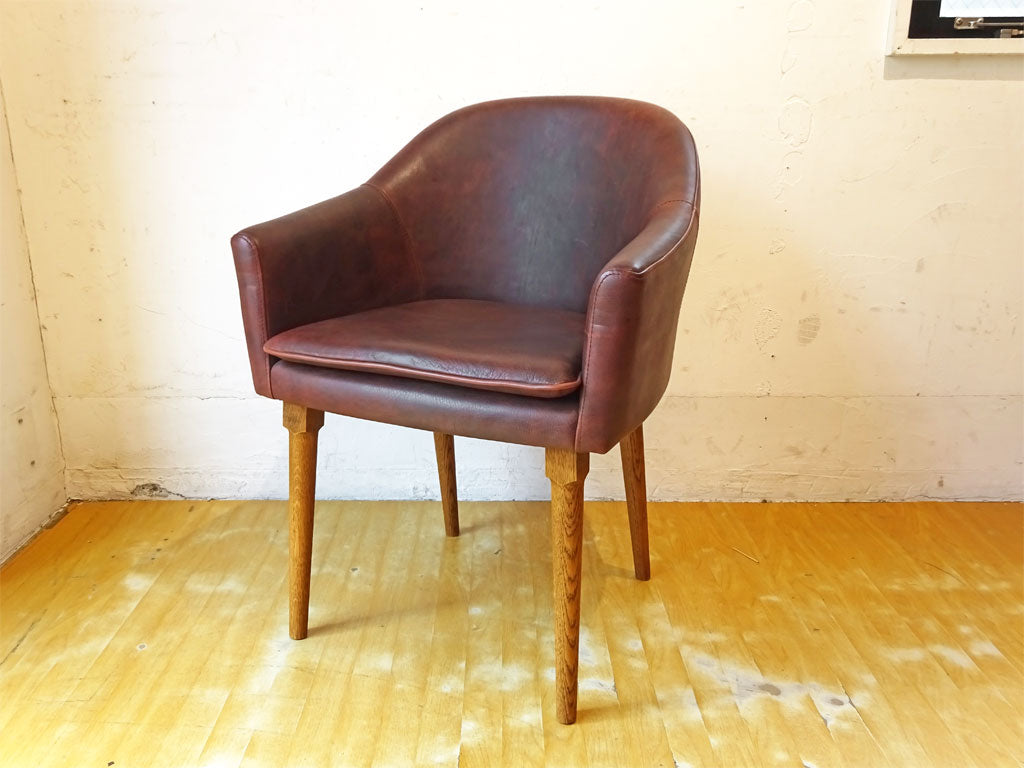 トラックファニチャー TRUCK Furnitre BT チェア BT Chair レザー Leather 楢無垢材レッグ オーク材 美品 定価15.7万円 中古品 買い取りしました。
