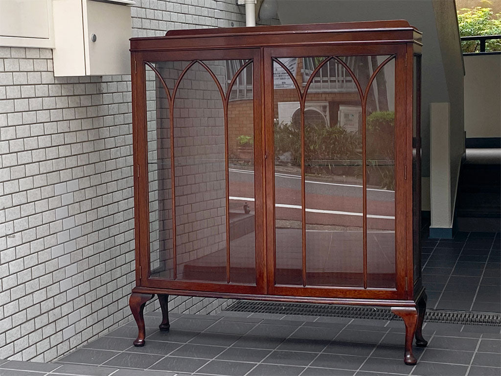 シーダブルエス社 C.W.S.LTD CABINET FACTORY ガラスキャビネット ウィンドウキャビネット UKビンテージ ロイズアンティークス取扱 中古品 買い取りしました。