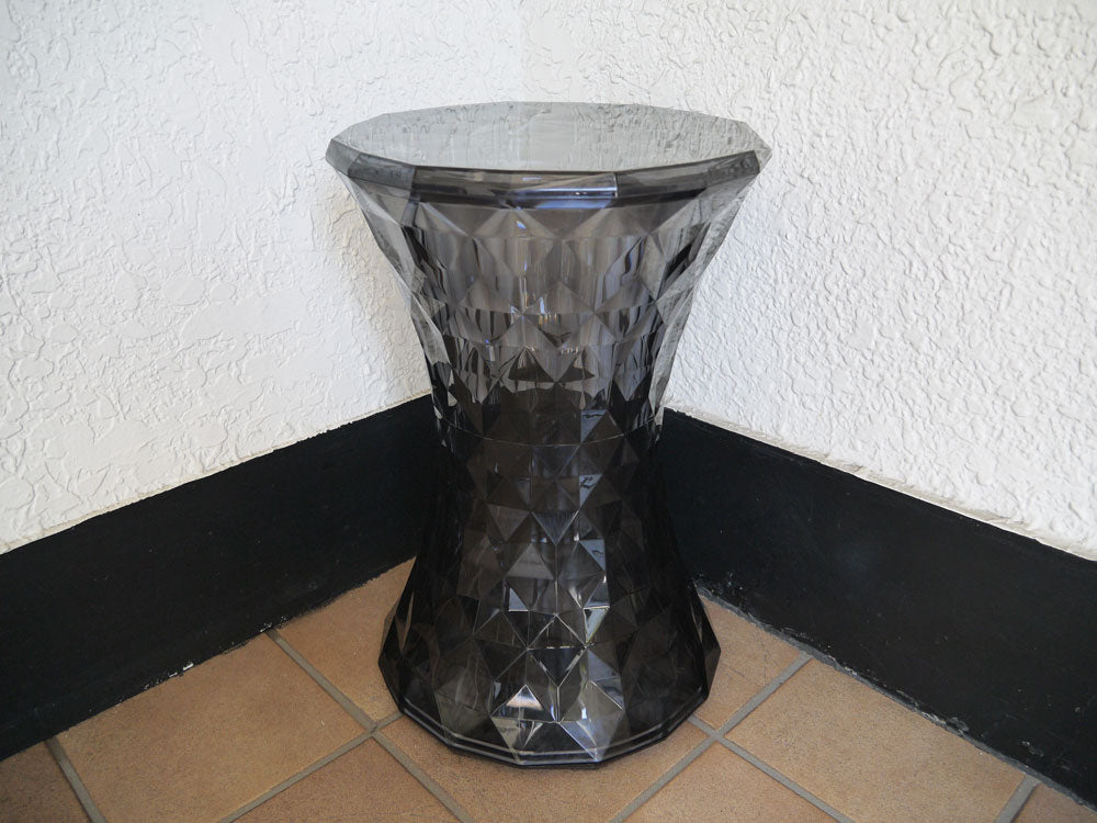 カルテル Kartell ストーン STONE スモーク スツール サイドテーブル マルセル・ワンダース Marcel Wanders 美品 新着商品 買い取りしました。