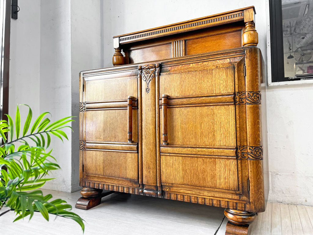 UKアンティーク サイドボード バーキャビネット リビングボード オーク材 楢無垢材 英国 ビンテージ 中古品 買い取りしました。