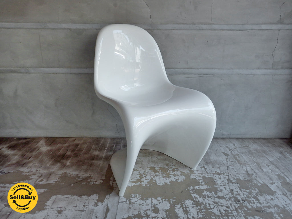 ヴィトラ Vitra パントンチェア クラシック Panton Chair Classic ホワイト ヴェルナー パントン デザイン 中古品 買い取りしました。学芸大学店 出張買取もお任せ下さい。