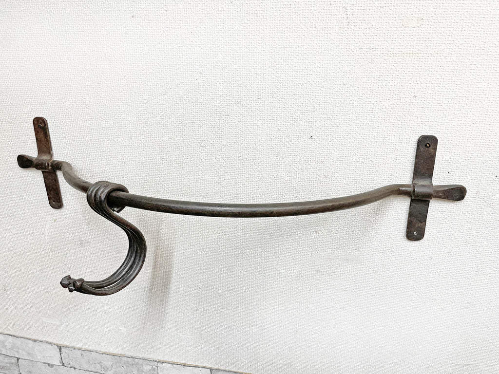 インダストリアルデザイン Industrial Design ビンテージ アイアン ウォールハンガーラック フック付 中古品 買い取りしました。