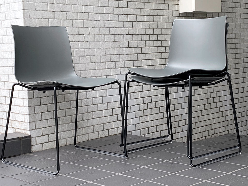 アルペール arper カティファ46 アームレスチェア Catifa 46 Armless Chair スタッキングチェア マッドグレー スレッドレッグ シンプルモダン 中古品 買い取りしました。