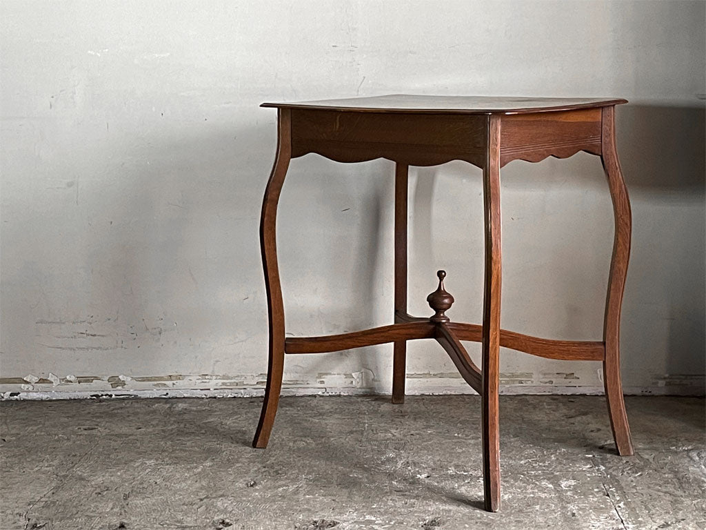 UKビンテージ UK Vintage オケージョナルテーブル コンソール オーク材 ガブリオールレッグ 猫脚 アンティーク 英国家具 中古品 買い取りしました。