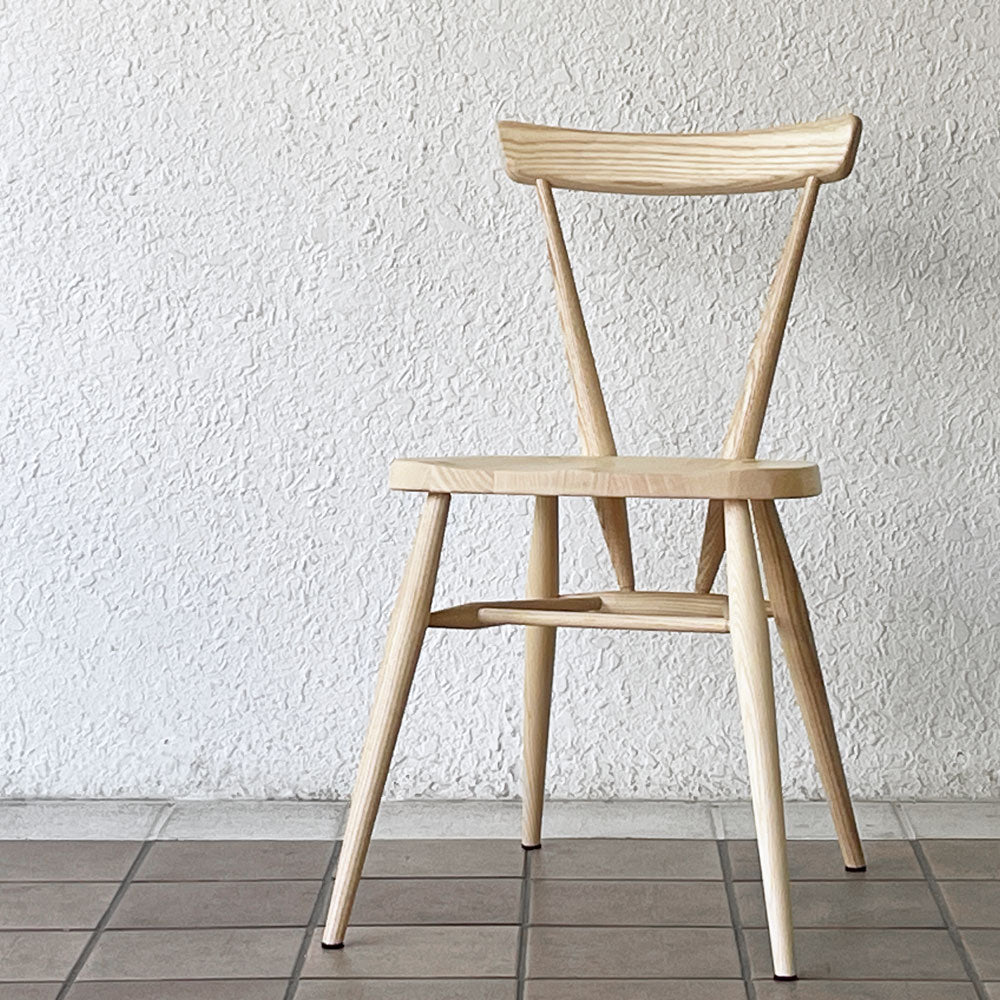  【用賀店】アーコール Ercol ER-7392 スタッキングチェア ダイニングチェア アッシュ材 英国家具 参考価格97,900円 美品 買取させていただきました。