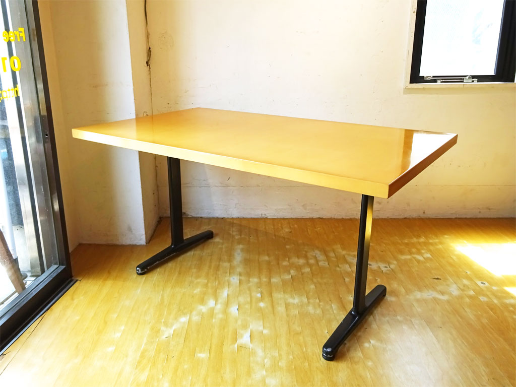 ホテルオークラ東京 別館 Hotel Okura カフェ カメリア 使用 ダイニングテーブル 幅140cm 長方形 ジャパンミッドセンチュリー 希少 中古品 買い取りしました。