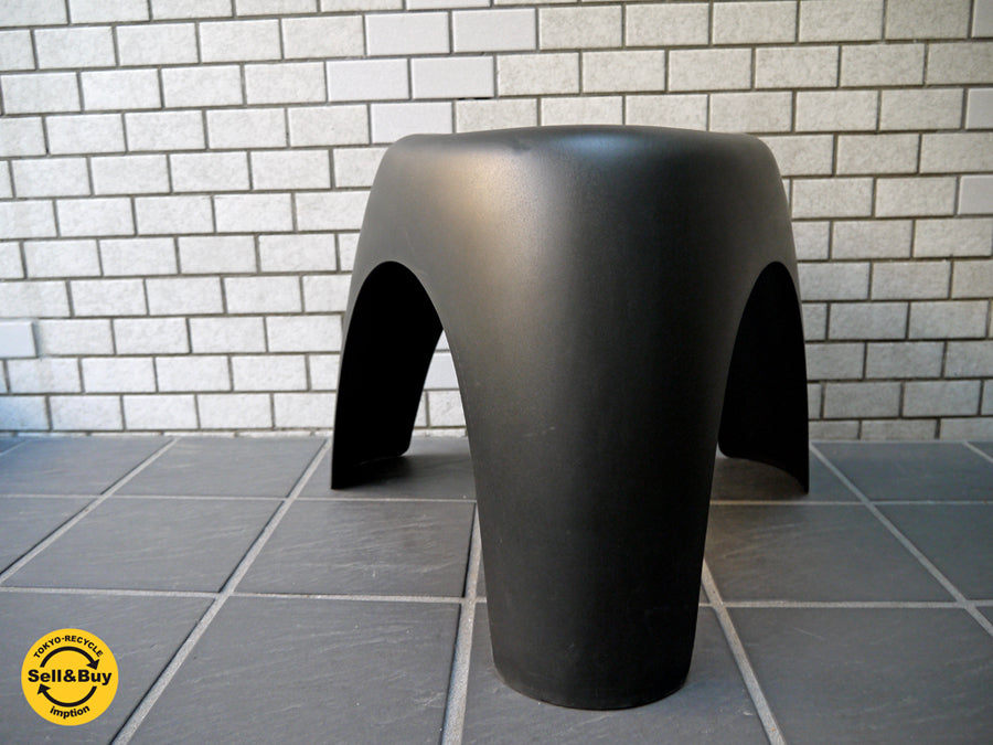 ヴィトラ Vitra エレファントスツール Elephant Stool ブラック 柳宗理　中古品 買い取りしました！ 自由が丘店 出張買取もお任せください。