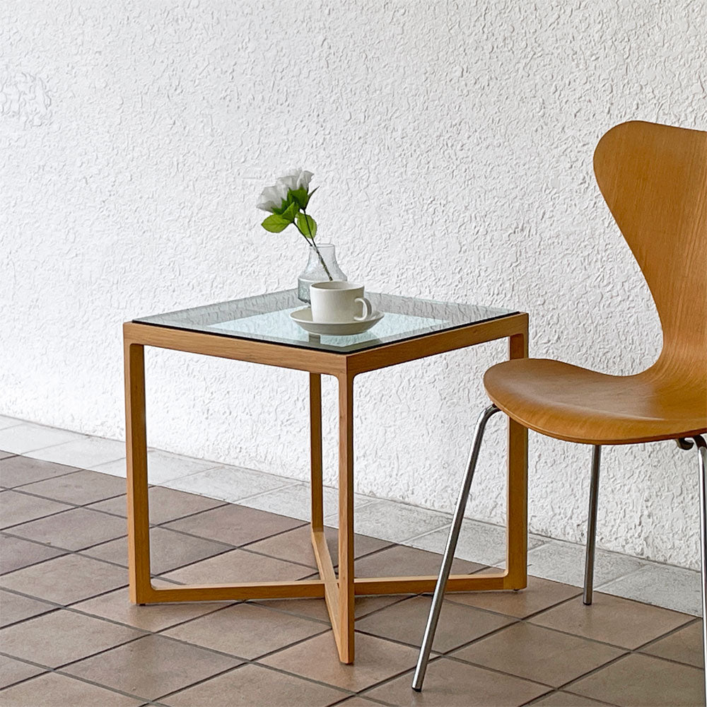  【用賀店】ノルスタジオ Knoll Studio マーク・クルージン コレクション サイドテーブル ロー Marc Krusin Collection Side Table Low ガラス オーク無垢材 W45cm スクエア 廃番モデル 買取させていただきました。