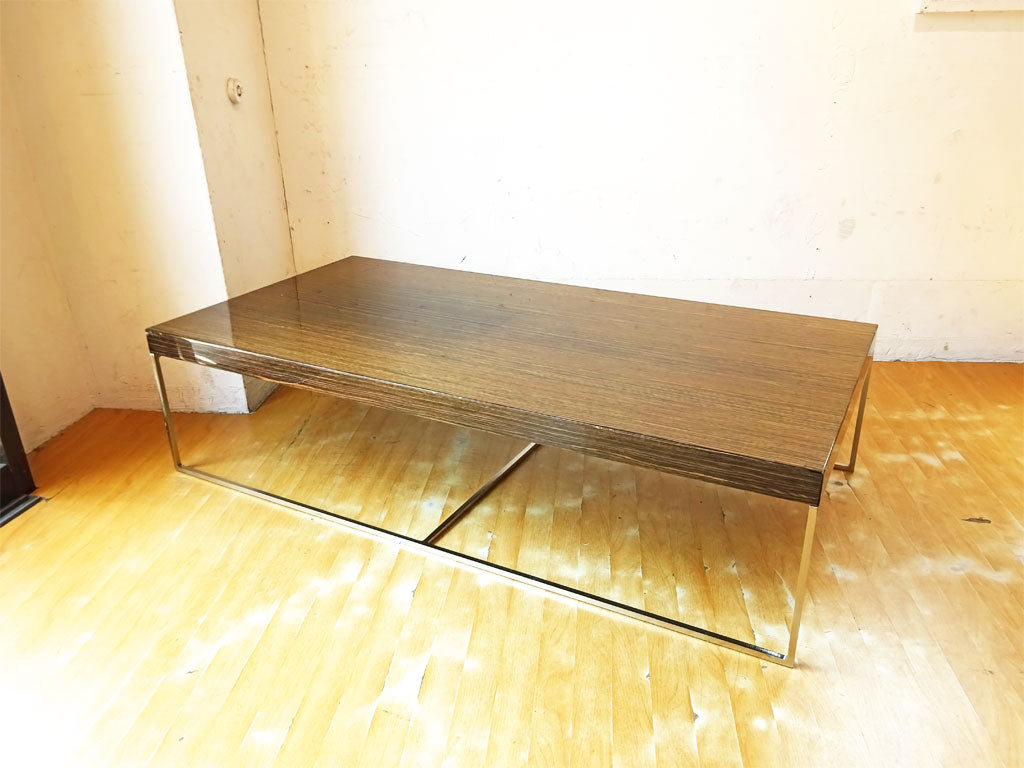 ミノッティ Minotti カルダー Calder コーヒーテーブル ロドルフォドルドーニ Rodolfo Dordoni イタリアモダン最高級ブランド家具 希少アイテム 中古品 買い取りしました。