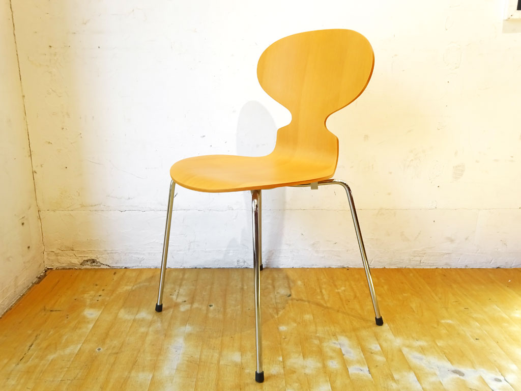フリッツハンセン Fritz Hansen アントチェア ANT CHAIR ビーチ材 ラッカー 4本脚 アルネ・ヤコブセン デンマーク 北欧家具 中古品 買い取りしました。