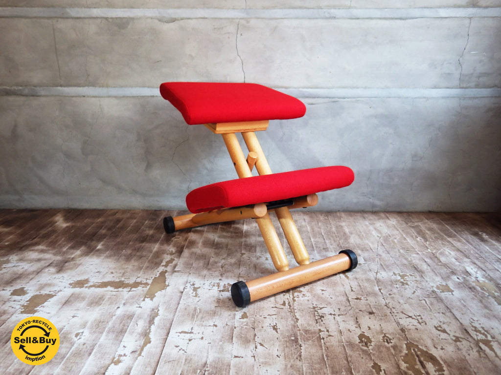 ストッケ STOKKE マルチバランス MULTI balans チェア 学習椅子 ジュニア アタッチメント付き 買い取りしました。学芸大学店 出張買取もお任せ下さい。