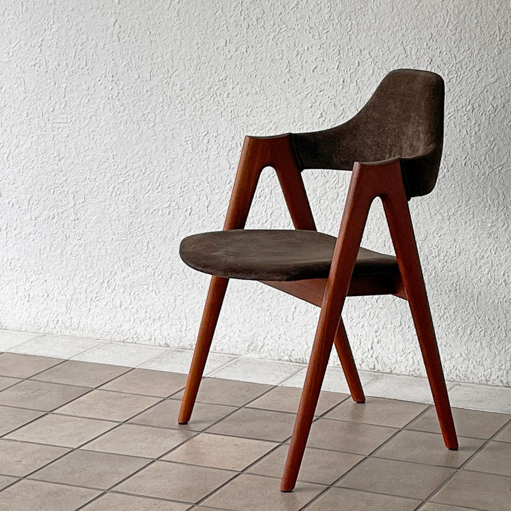  【用賀店】SVA Møbler スコウアンデルセン Schou Andersen Møbelfabrik ビンテージ コンパスチェア ダイニングチェア チーク材 カイ・クリスチャンセン Kai Kristiansen 北欧 デンマーク 買取させていただきました。