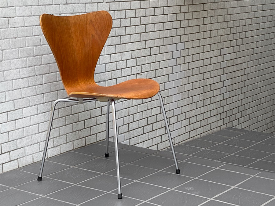 フリッツハンセン Fritz Hansen セブンチェア チーク材 アルネ ヤコブセン Arne Jacobsen 1967年製 ビンテージ ～最も完璧に近い椅子～