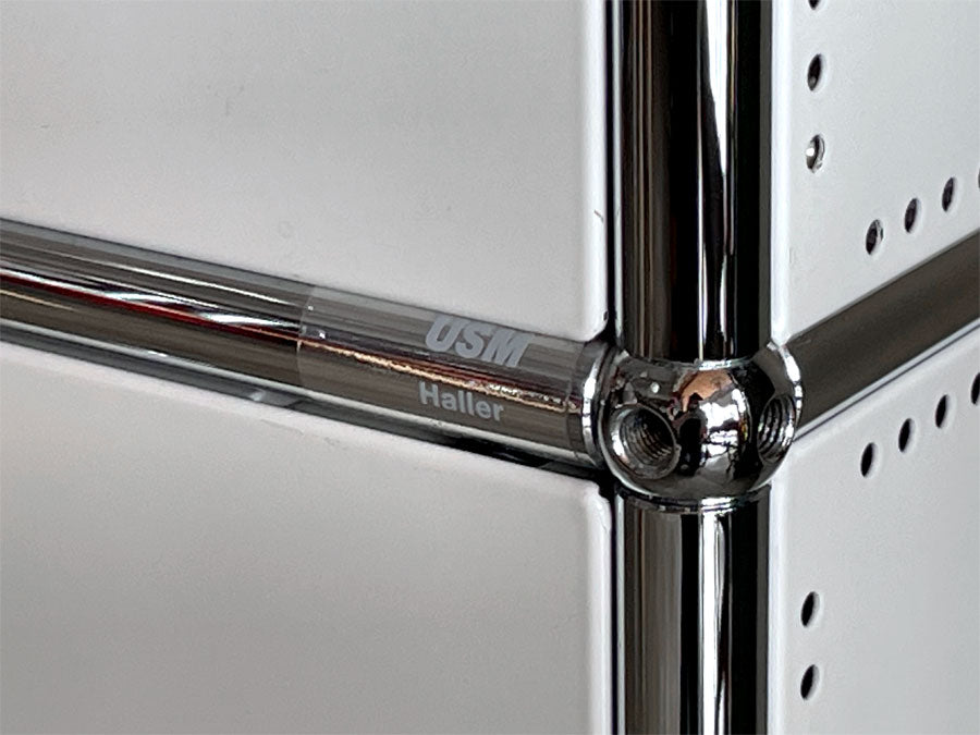 USMハラー USM Haller モジュラーファニチャー ハラーシステム キャビネット ピュアホワイト 1列3段 エクステンションドア パスコボックス ～洗練された機能美～