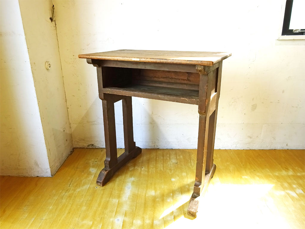 プエブコ PUEBCO フランスビンテージ スクールデスク 古材 コンパクト デスク 木味 古い学校の机 中古品 買い取りしました。