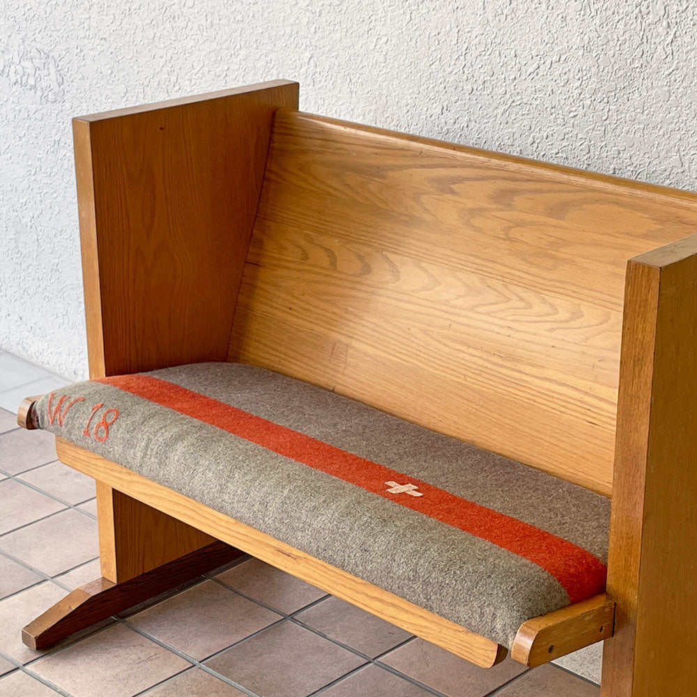 ビンテージ Vintage チャーチベンチ 教会椅子 オーク材 ファブリックシート ウール ブランケット ～教会のベンチ、可愛くてもありだと思う～