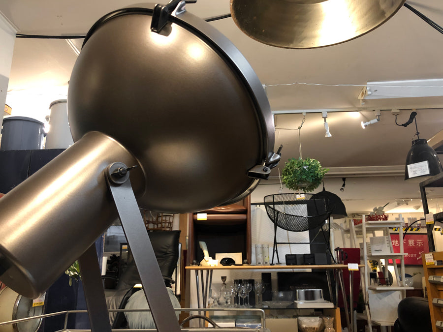 カッシーナ イクスシー Cassina IXC. ネモ NEMO PROJECTEUR 365 フロアライト モカ ル・コルビジェ Le Corbusier ～洗練されたデザインは脚光を浴びる。～