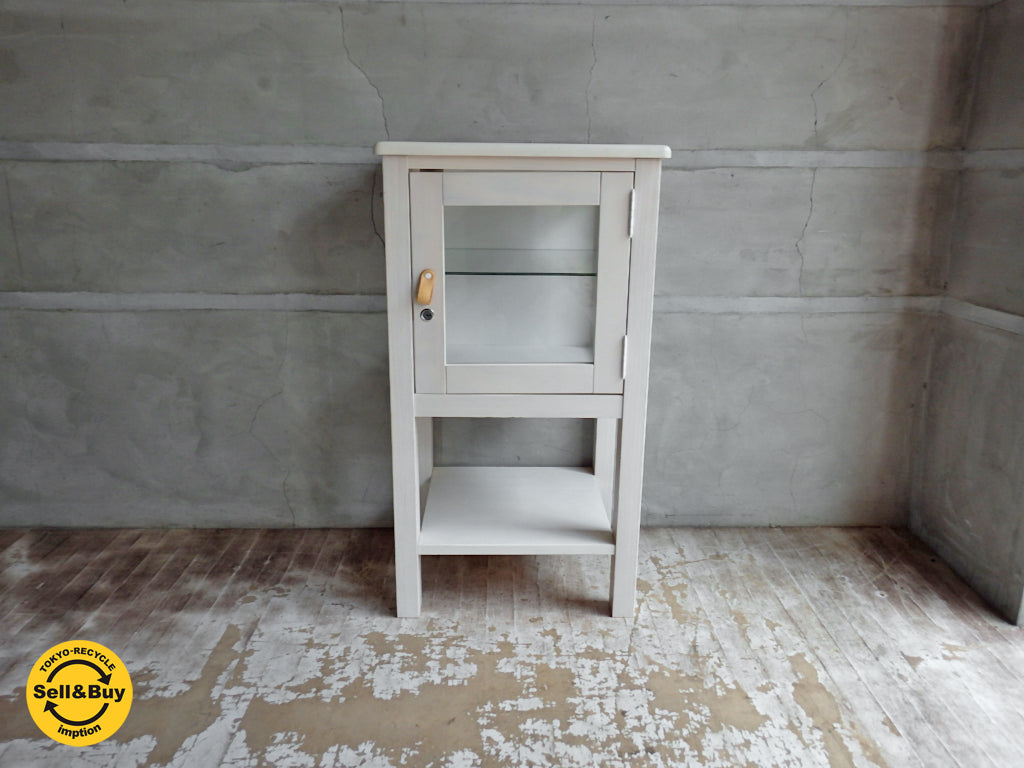 モモナチュラル Momo Natural サイド キャビネット 鍵なし ホワイト 中古品 買い取りしました。学芸大学店 出張買取もお任せ下さい。
