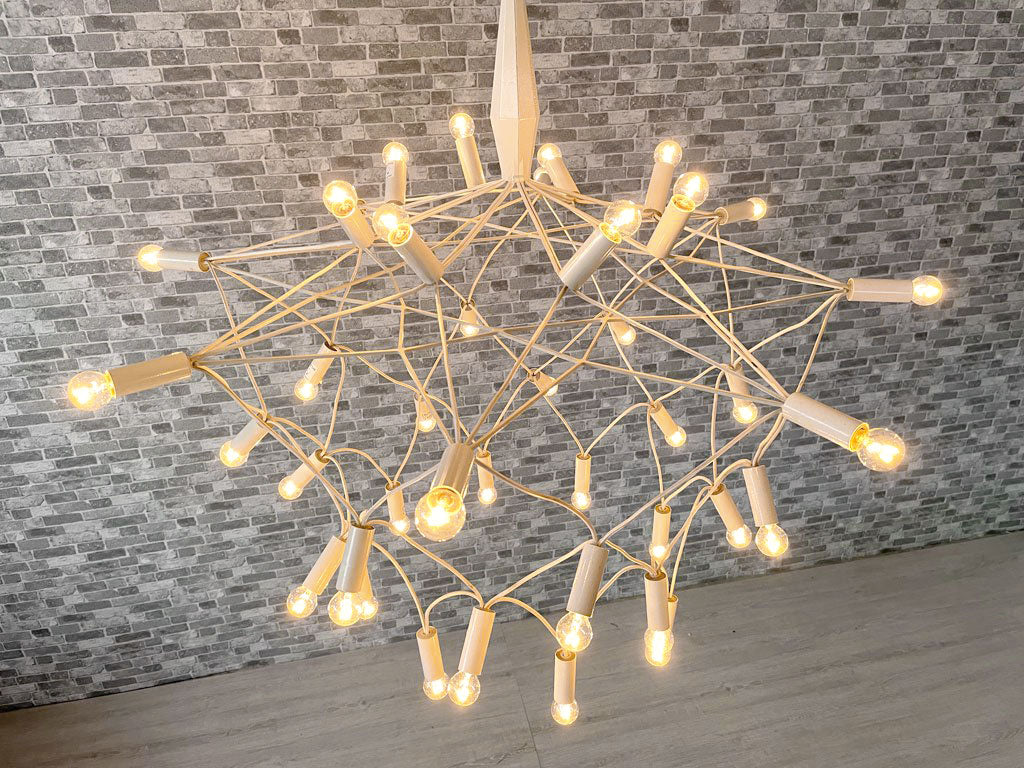 パトリックタウンゼント Patrick Townsend オービット Orbit42 シャンデリア ホワイト アメリカ モダン照明 参考価格約20万円 ～それは天体からのアナグラム～