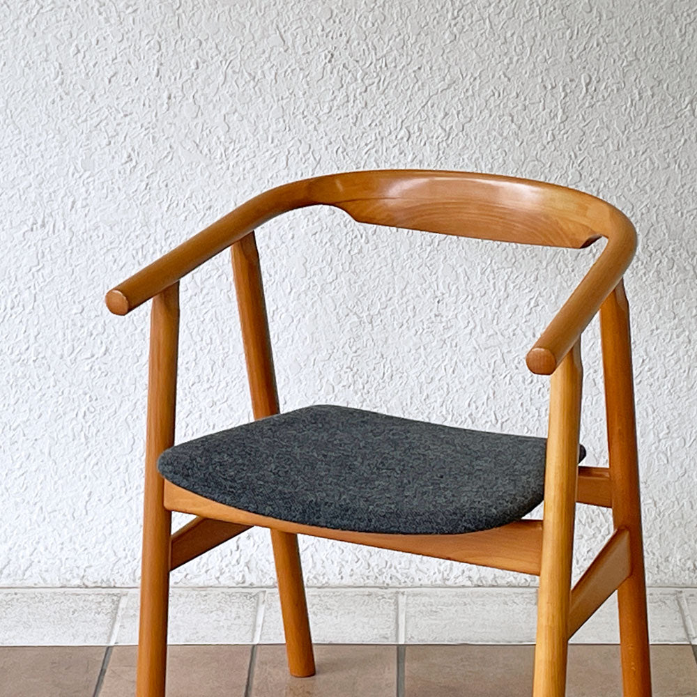 ゲタマ GETAMA GE201 後期 アームチェア ビーチ材 ハンス.J.ウェグナー グレーファブリック 張替済み 北欧家具 ビンテージ Vintage 希少　～まるで小さなソファのように～