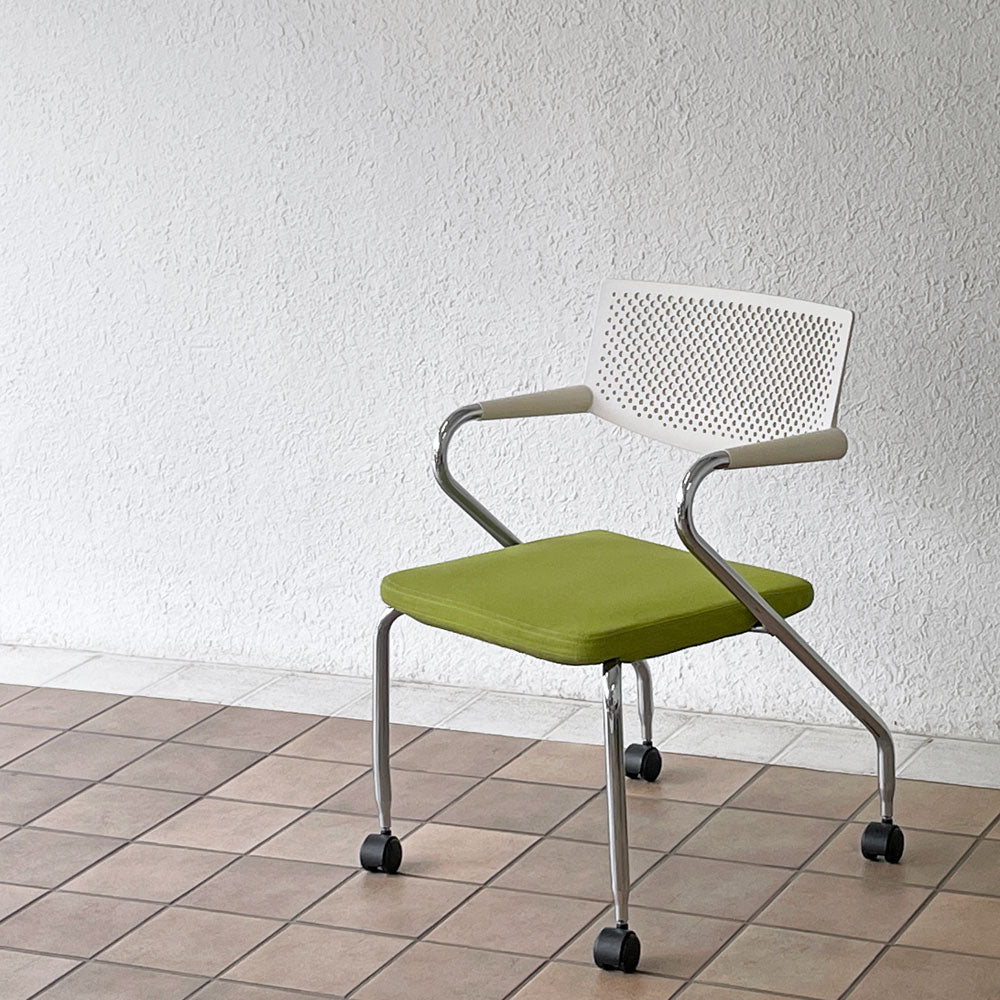  【用賀店】ヴィトラ vitra ビザロール Visaroll デスクチェア ミーティングチェア キャスターベース スタッキング アントニオ・チッテリオ A&B 2脚 買取させていただきました。