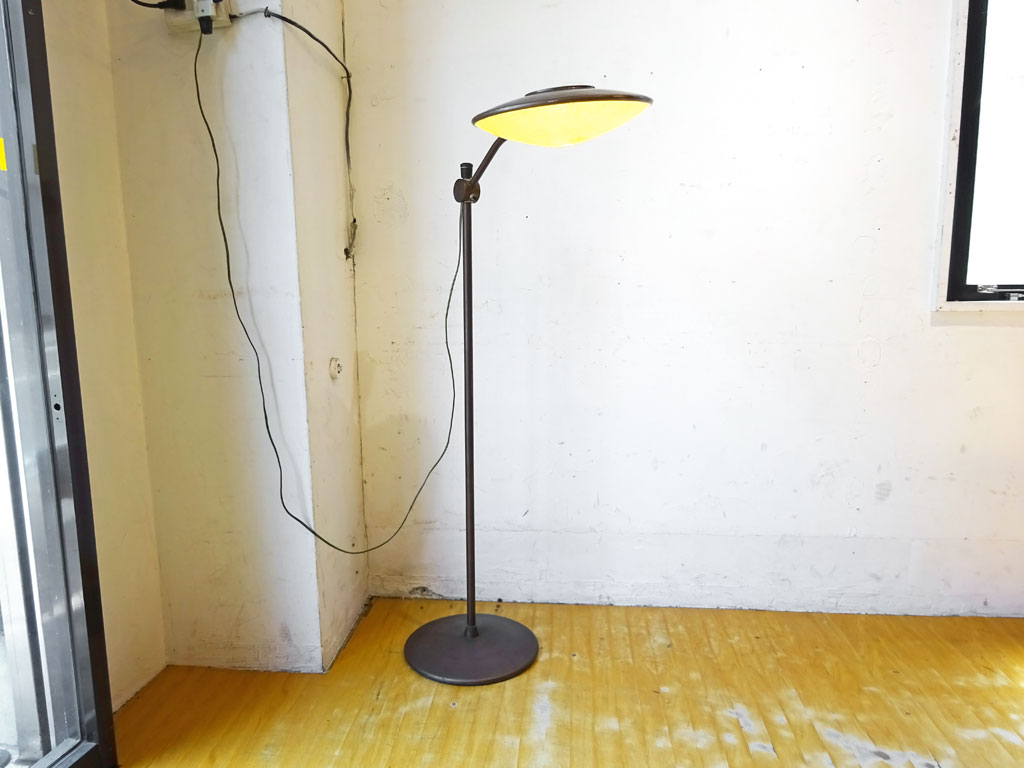 USビンテージ vintage フロアランプ Floor lamp FRPシェード シェード稼働式 ミッドセンチュリー ACME購入品 中古品 買い取りしました。