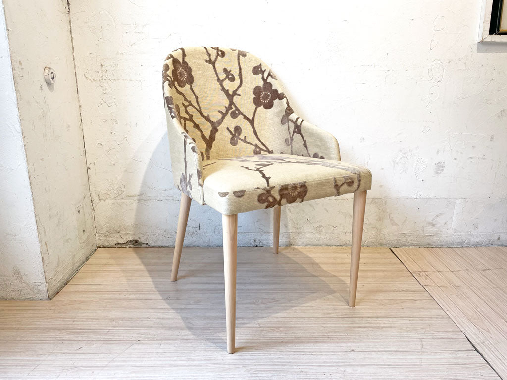 タイムアンドスタイル TIME&STYLE フィリップ Philip ハーフアームチェア half arm chair ブナ材 梅の花柄 廃番仕様 参考定価￥132,000- B 下北沢店 中古品 買い取りしました。