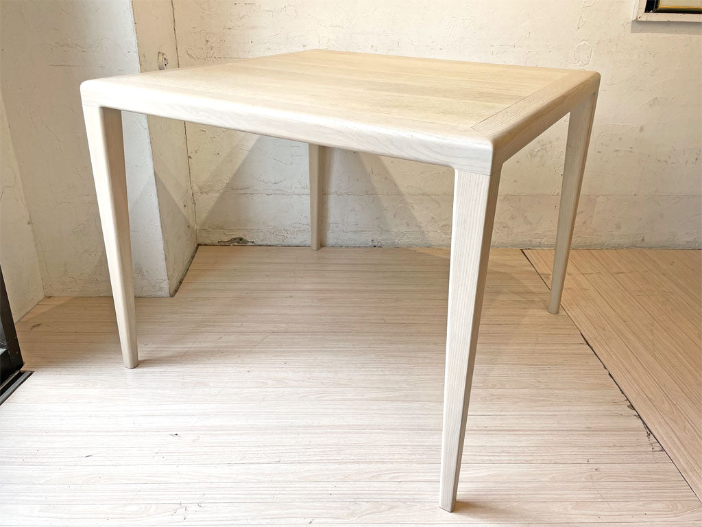 タイムアンドスタイル TIME & STYLE ナンシー Nancy ダイニングテーブル スクエア タモ材 W90cm モダンデザイン 下北沢店 中古品 買い取りしました。