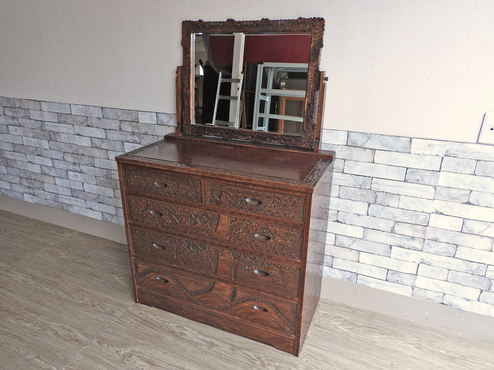 軽井沢彫 ドレッサーチェスト 鏡台 箪笥 桜彫刻 抽斗5杯 民芸家具 伝統工芸  中古品  買い取りしました。