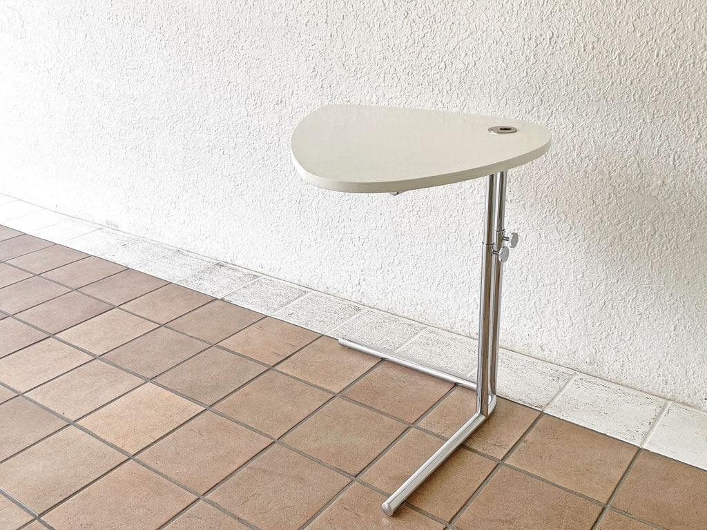 テクタ TECTA サイドテーブル K22 SIDE TABLE アッシュ材 ホワイト アレキサンダーカルダー ドイツ バウハウス ACTUS 取扱 中古品 買い取りしました。