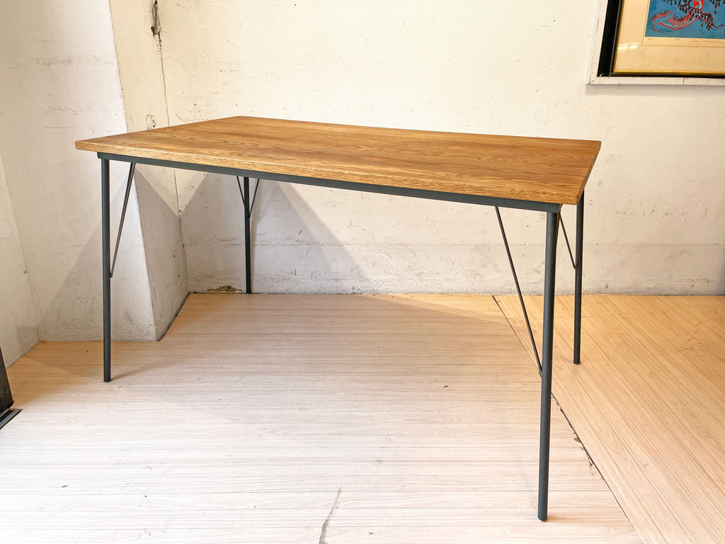 スクラップインダストリアルデザイン Scrap Industrial design オーク材天板 アイアンレッグ ダイニングテーブル オリジナル インダストリアルファニチャー 中古品 買い取りしました。
