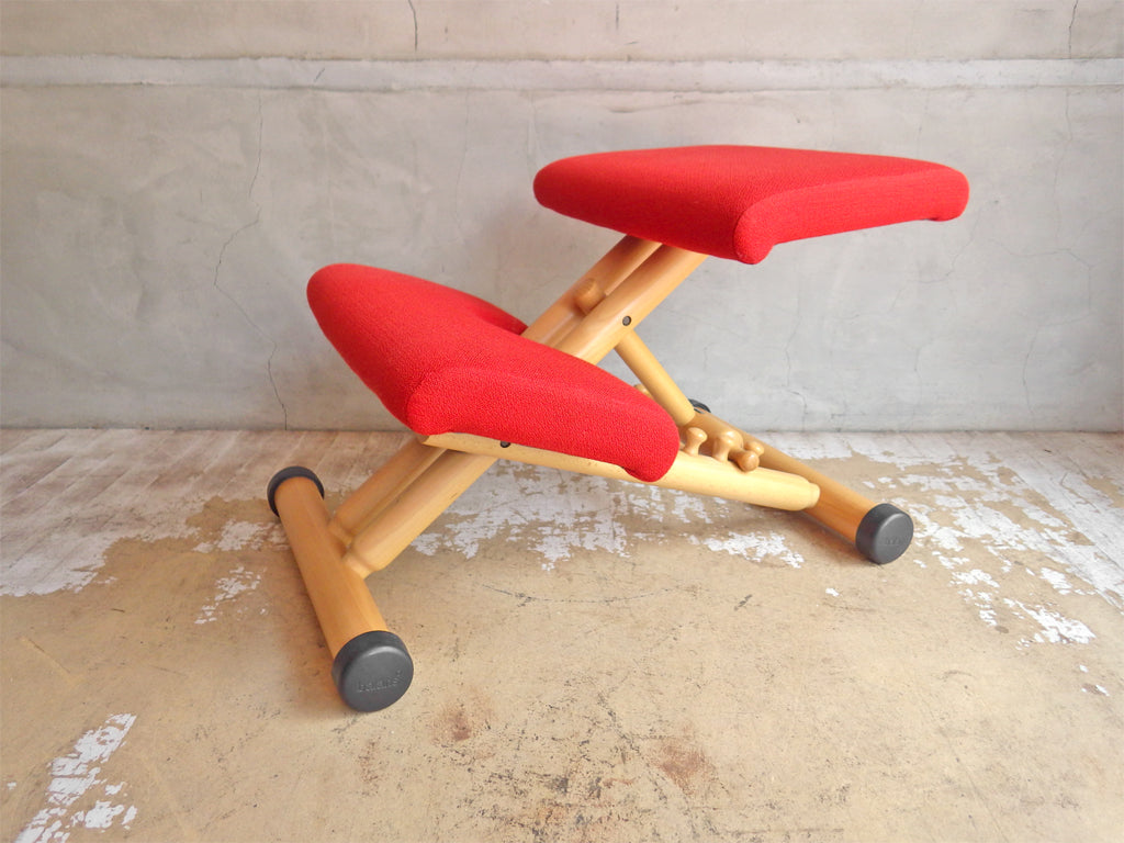 ストッケ STOKKE マルチバランス MALTI balans バランスチェア 学習椅子 レッド 北欧 ノルウェー 中古品 買い取りしました。