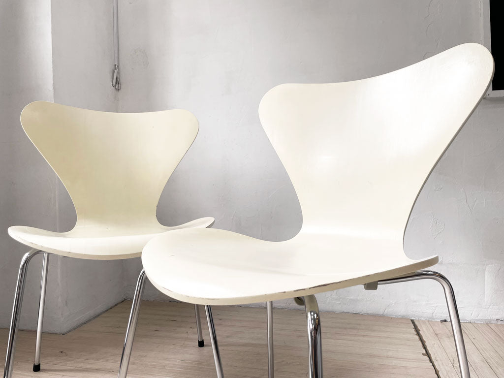 フリッツハンセン Fritz Hansen セブンチェア ダイニングチェア スタッキングチェア ラッカー仕上げ ホワイト アルネ・ヤコブセン デンマーク 北欧家具 中古品 買い取りしました。