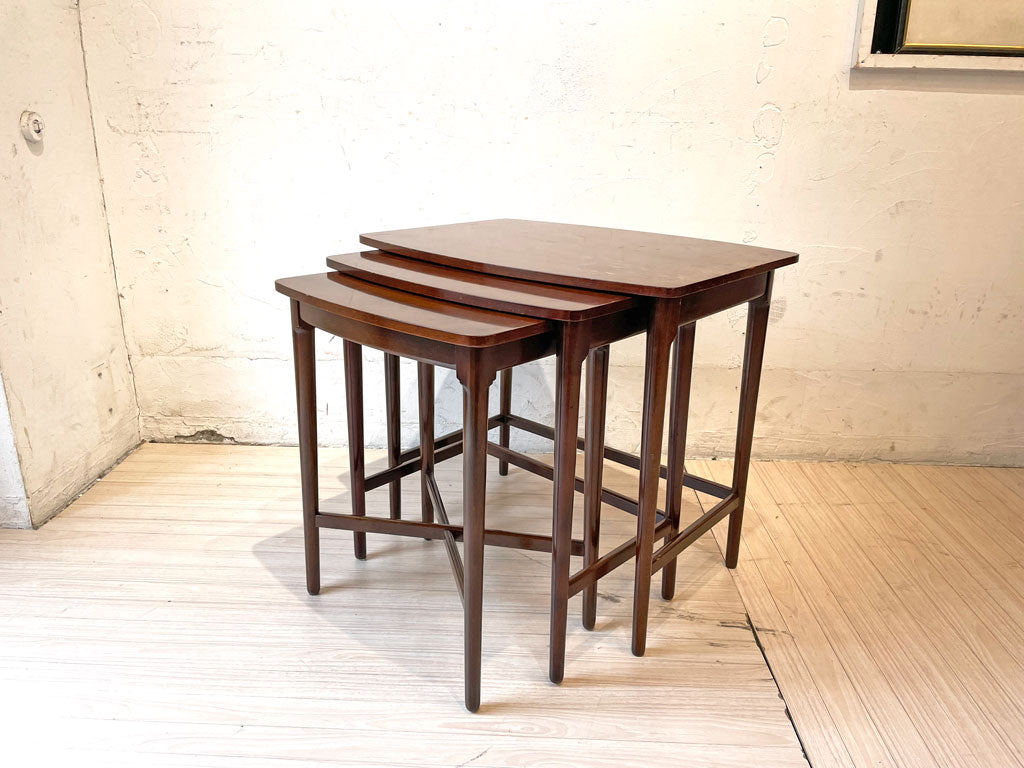 イギリス ビンテージ UK Vintage ネストテーブル Nested table サイドテーブル 3table set 入れ子 英国 下北沢店 中古品 買い取りしました。