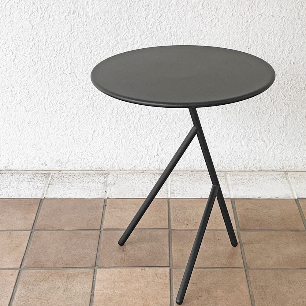 プラス ハレ +HALLE ペニーテーブル サイドテーブル スチール ブラック Busk + Hertzog デンマーク 定価132,000円 中古品 買い取りしました。