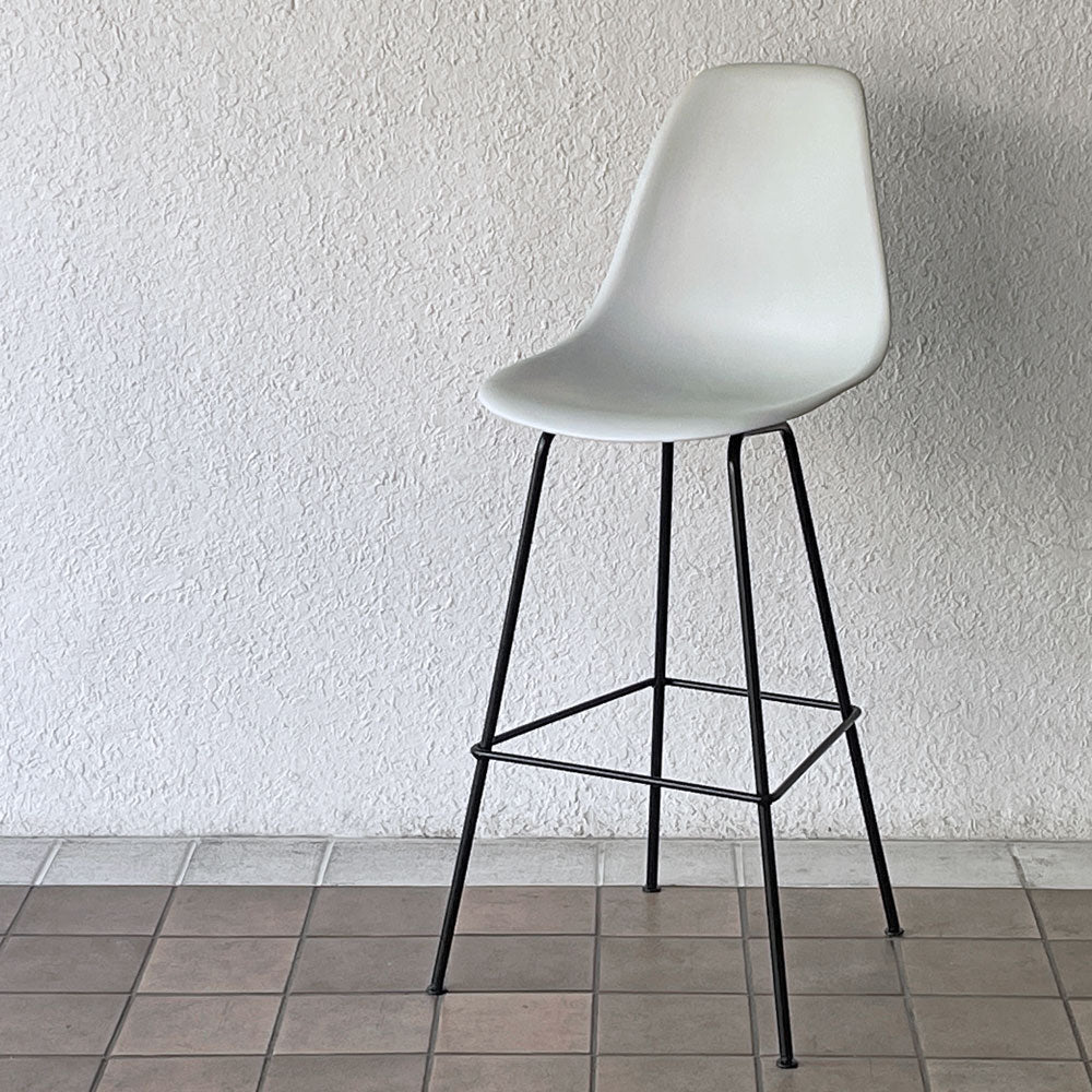  【用賀店】ハーマンミラー Herman Miller イームズ シェルスツール バーハイトスツール アルパイン H115.5cm ポリプロピレン製 イームズ ミッドセンチュリー 買取させていただきました。