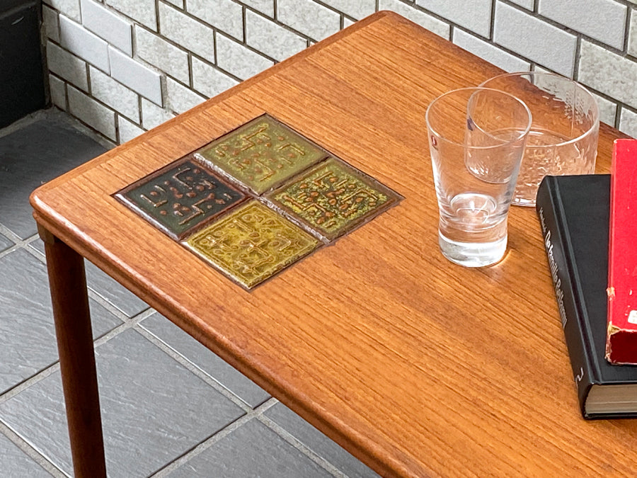 デンマーク ビンテージ チーク材 タイルトップ サイドテーブル 北欧家具 ～味わい深いシンプル～