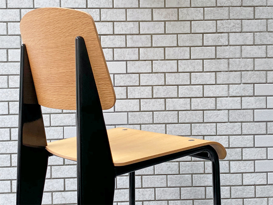 ヴィトラ vitra スタンダードチェア Standard chair オーク材 ナチュラル ディープブラック ジャン・プルーヴェ ～構造美学～